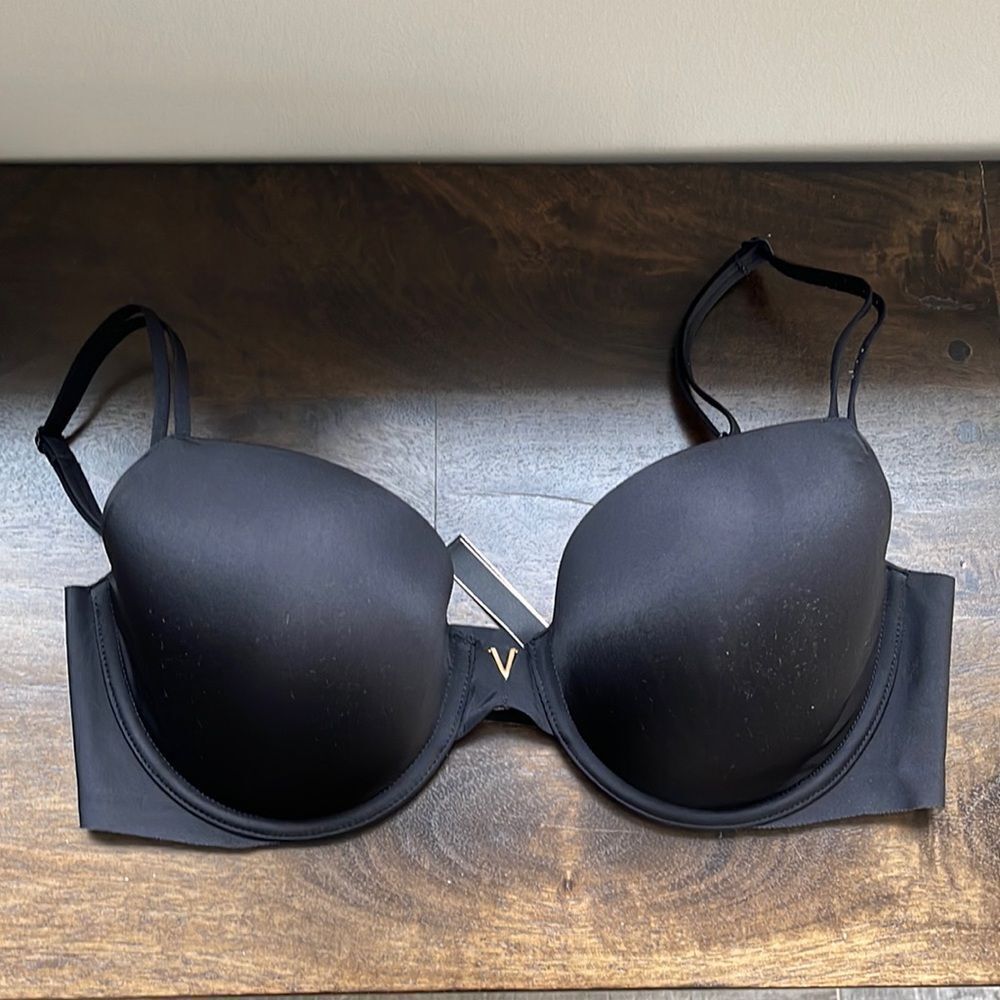 COPY - Victoria’s Secret BRA (Black 34DD)